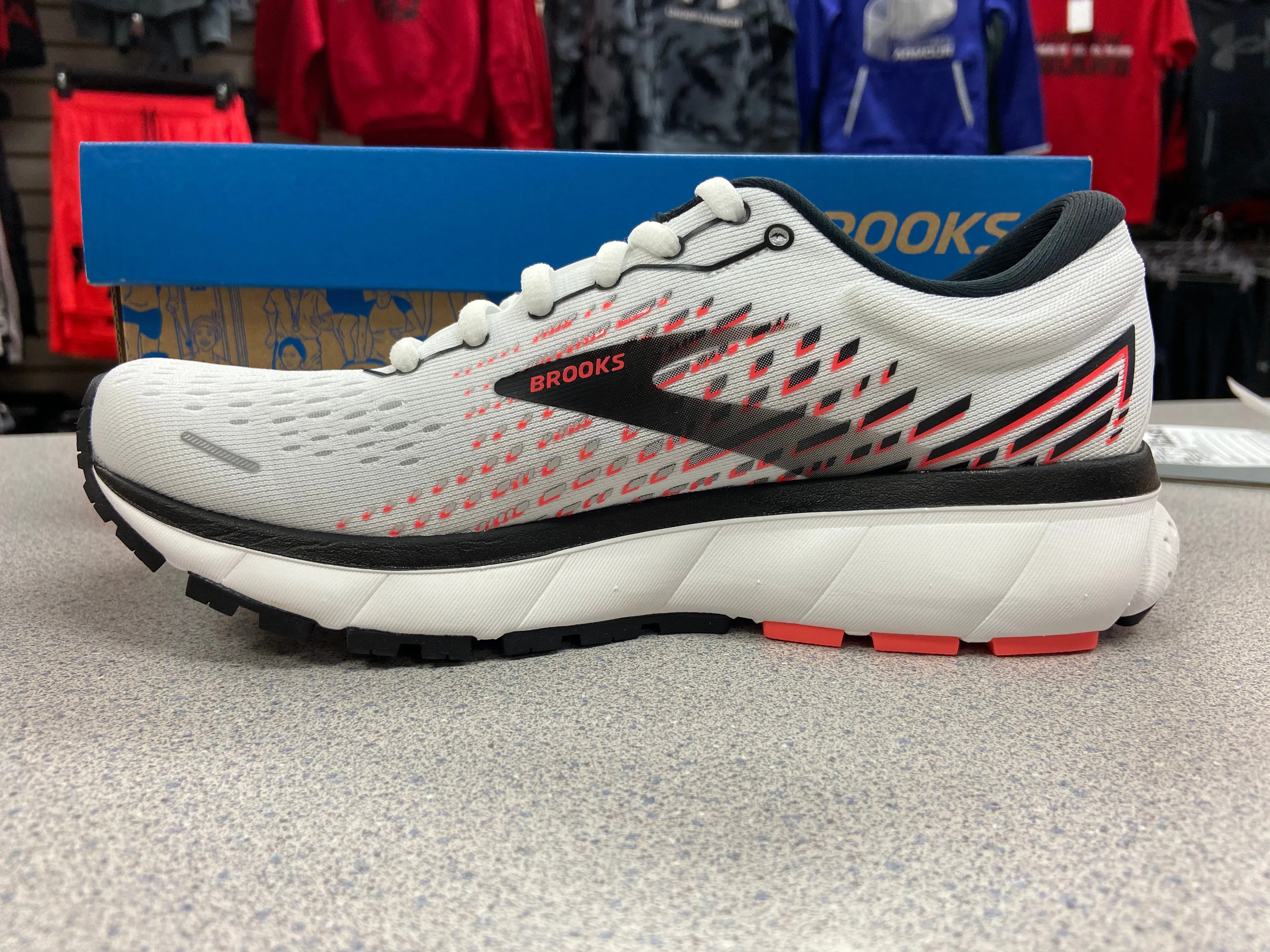 Brooks  Womens Ghost 13